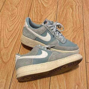 Nike Men's Mint Green/Light Blue Air Force 1 Sneakers